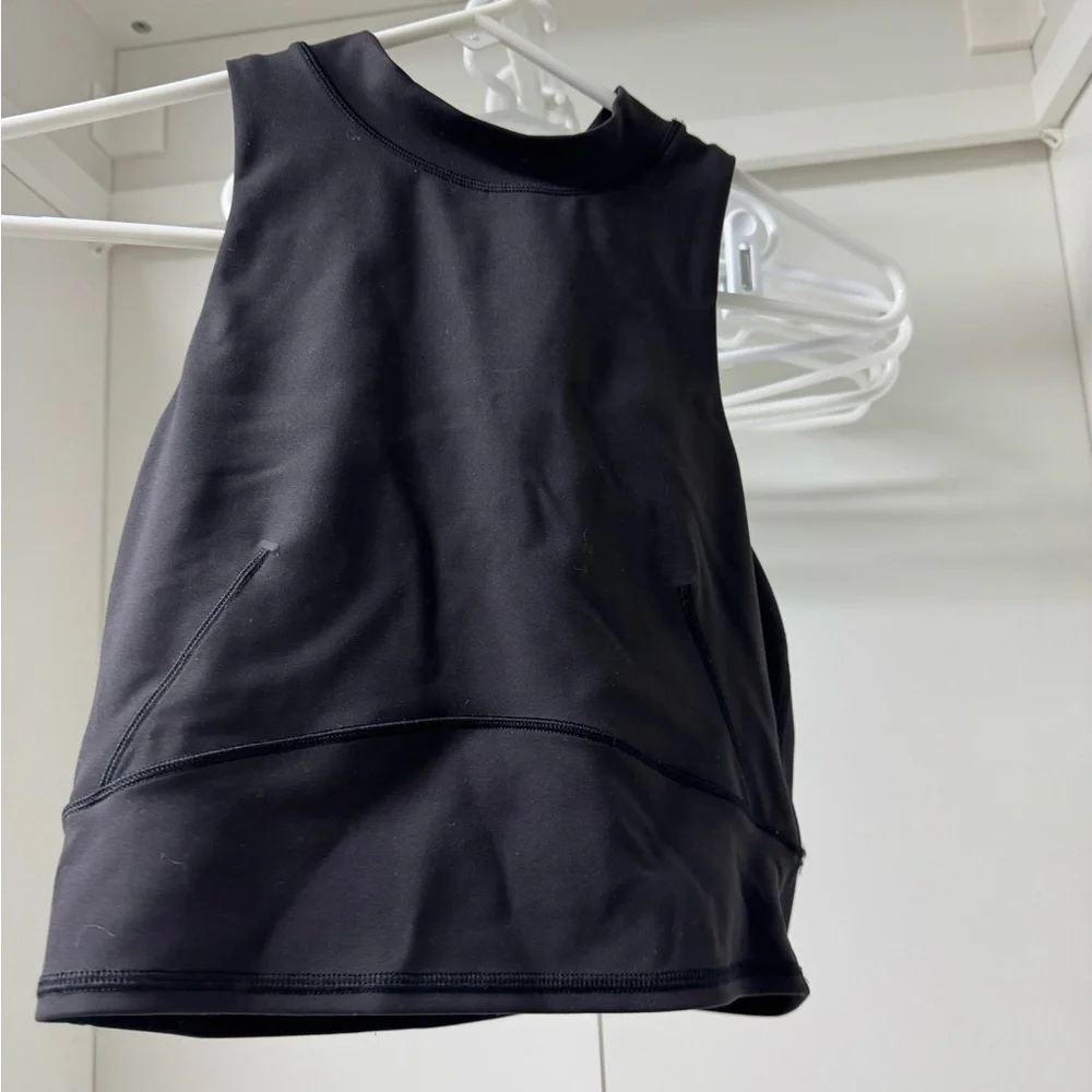 Lululemon Everlux and Mesh Cropped Tank Top - Black Sz 4 - Picture 3 of 4